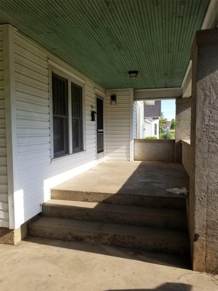 319 S Rogers St #1 - Photo 4 of 22