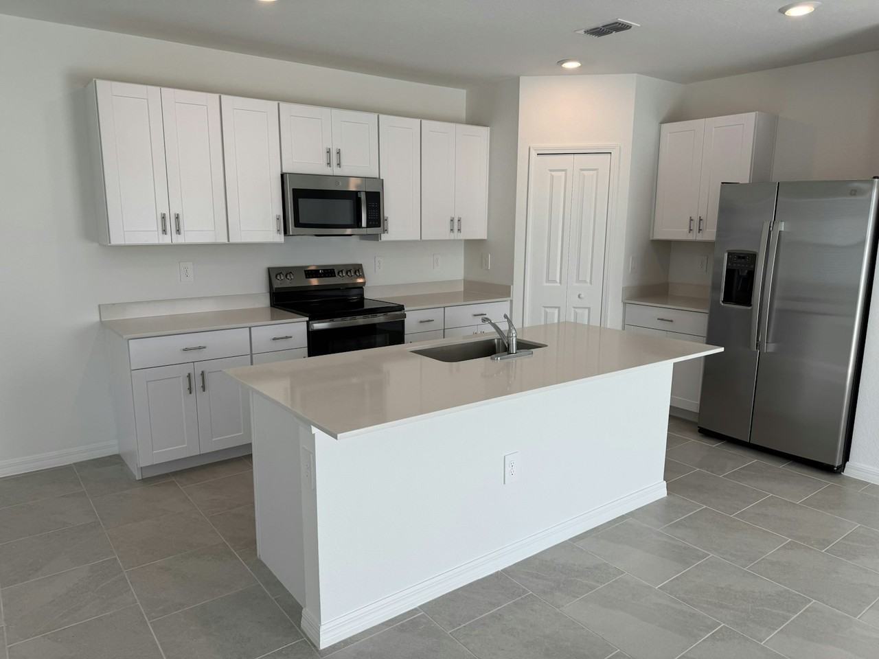 11843 Cloverly Lane - Photo 2 of 23