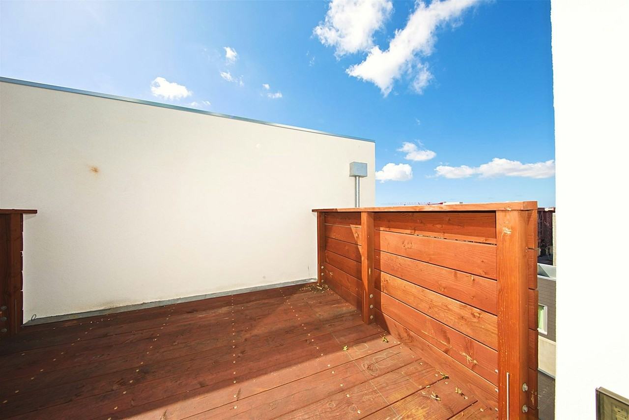 1941 Columbia Street, Unit 404 - Photo 5 of 15