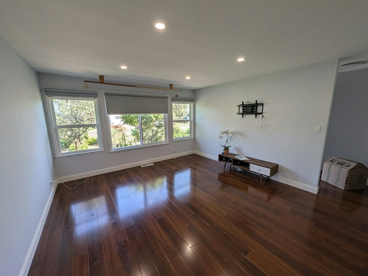 2275 Gem Avenue, Unit 2275 - Photo 4 of 4