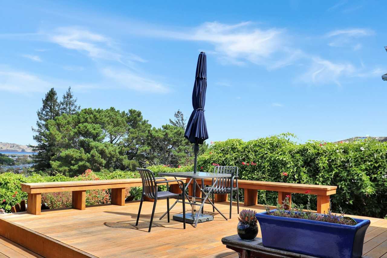 14 Blue Rock Court - Photo 5 of 18
