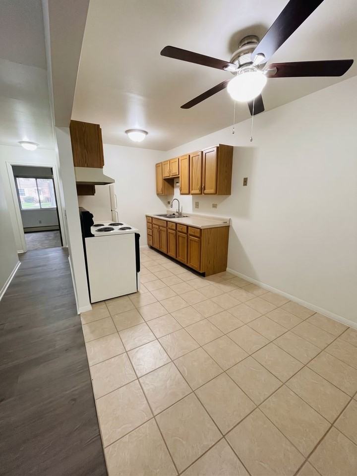 Sugar Creek Apartments - Photo 2 of 20