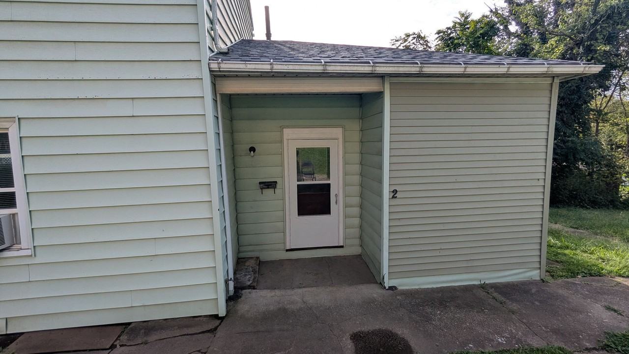 212 North Ave Ne #2