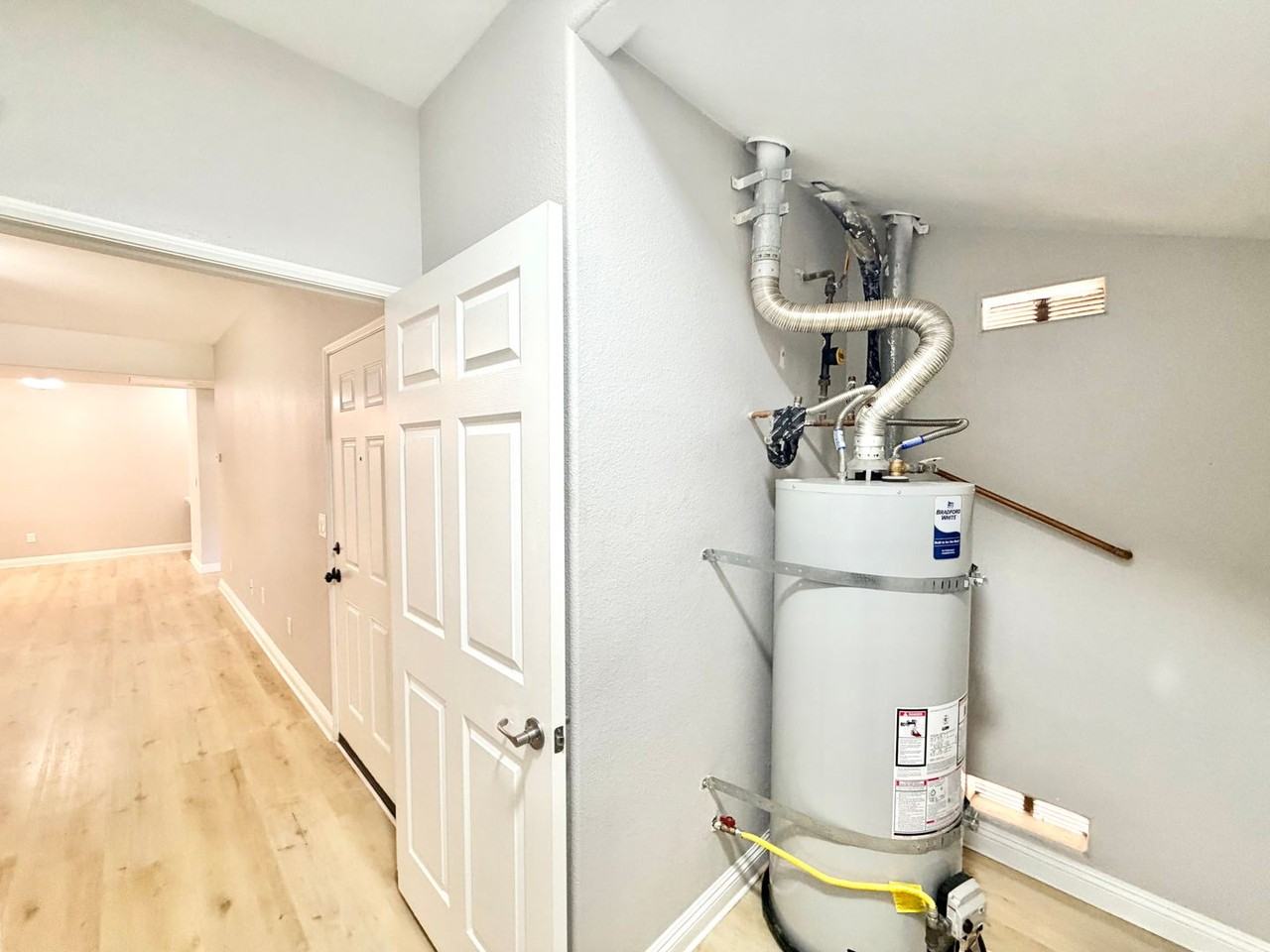 41410 Juniper St - Photo 6 of 31