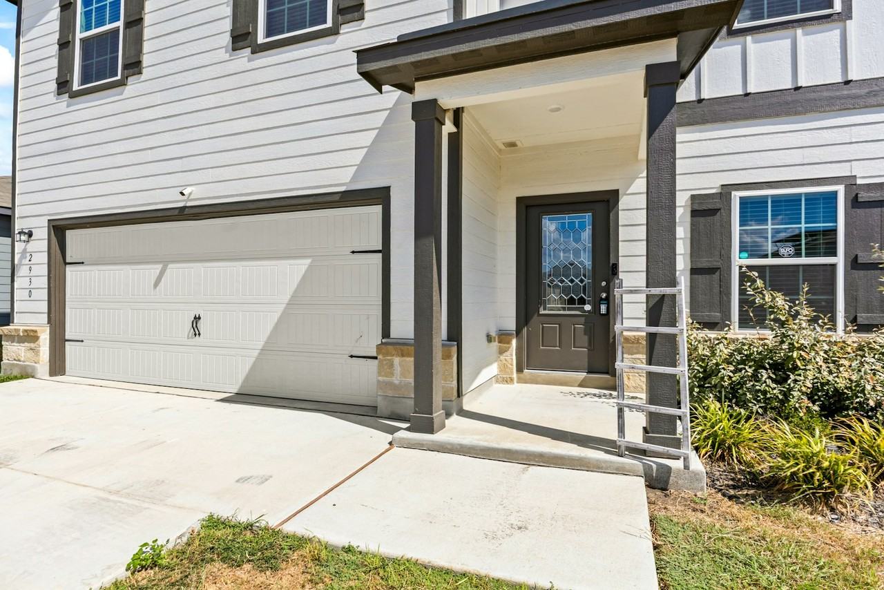 2930 Forsyth Cyn - Photo 3 of 29