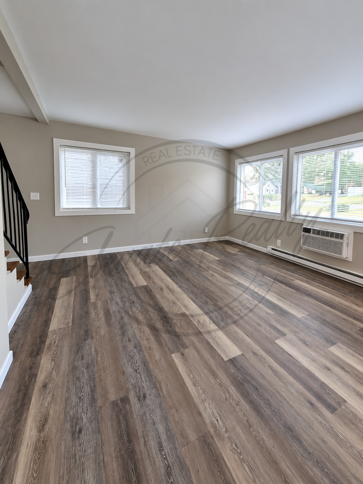 550 Harding Pl #B114 - Photo 4 of 30