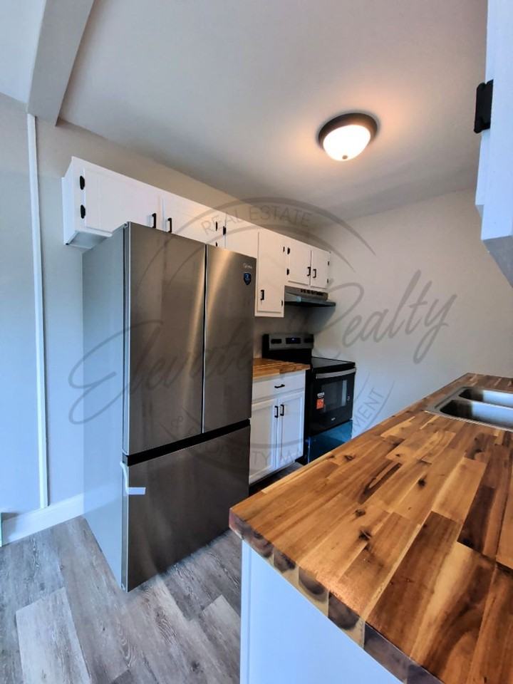 550 Harding Pl #B114 - Photo 7 of 30
