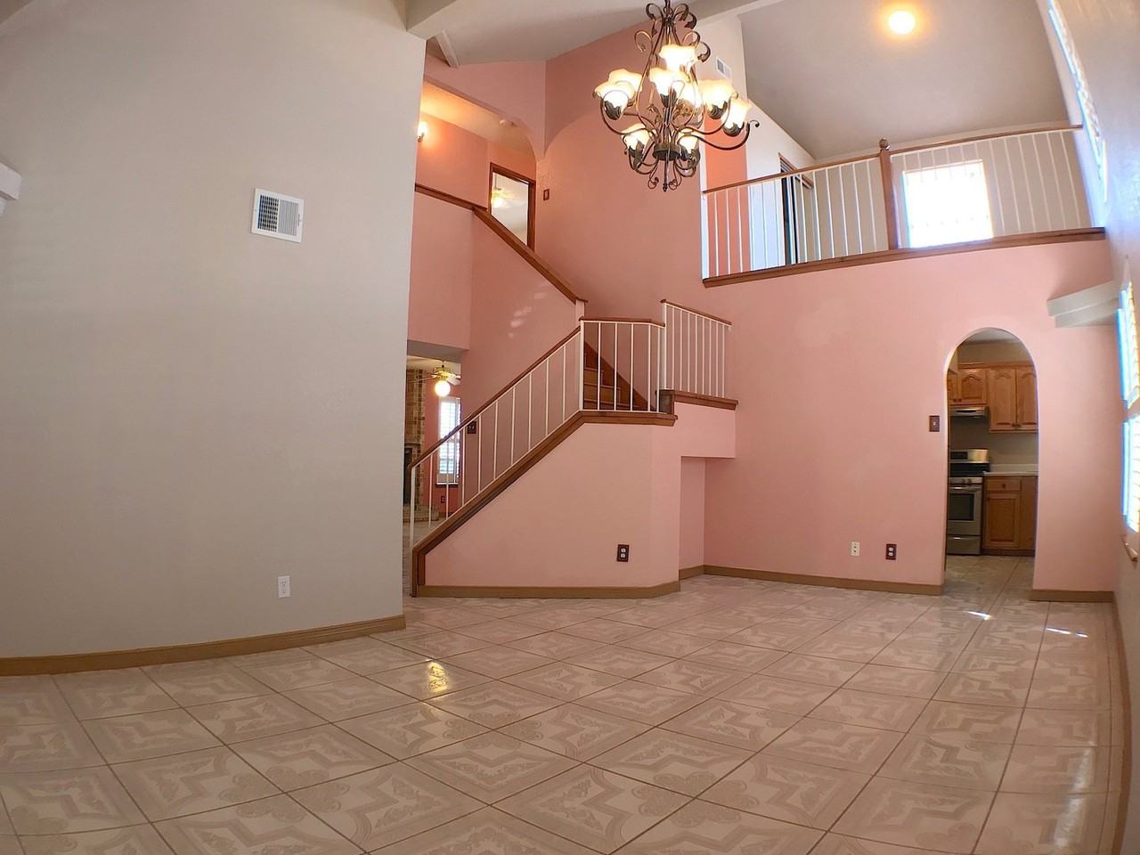 5780 Hank Aaron Dr - Photo 3 of 29