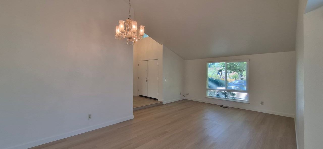 5023 Oakbrook Cir - Photo 5 of 41