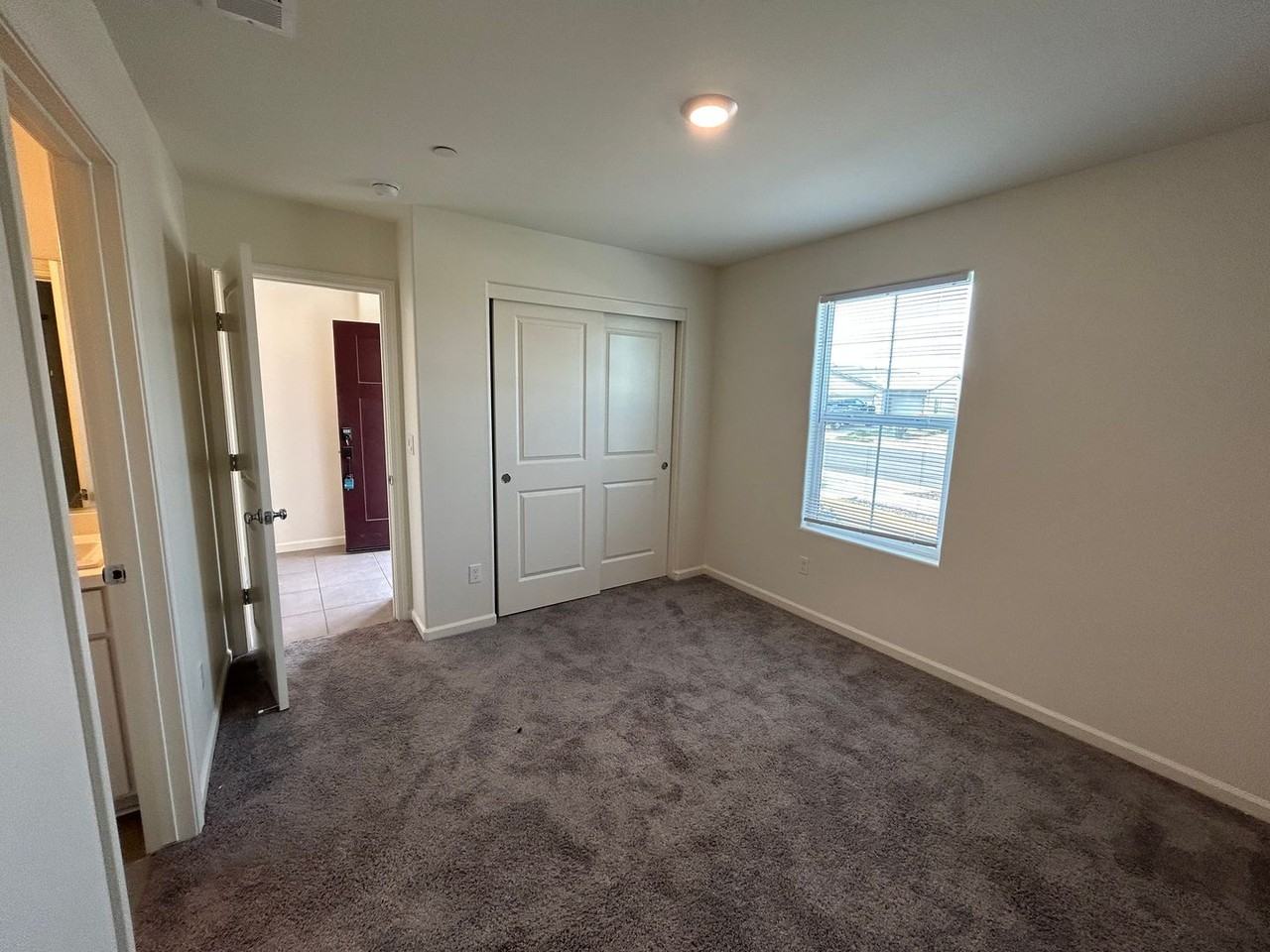 3330 N Garden St - Photo 3 of 16