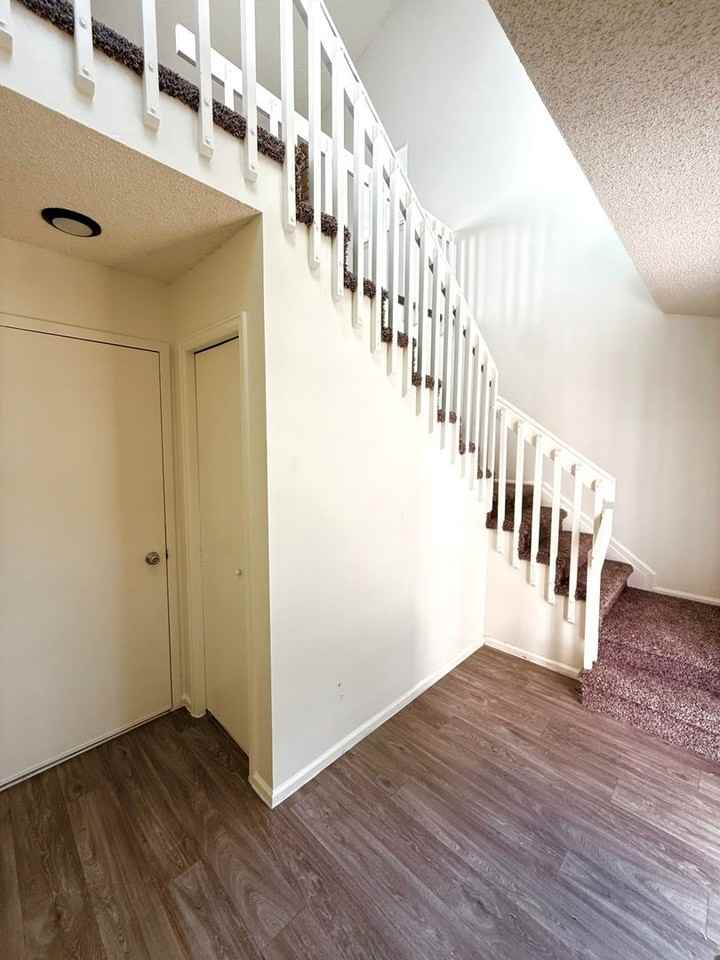 8460 Everett Way #E - Photo 2 of 23