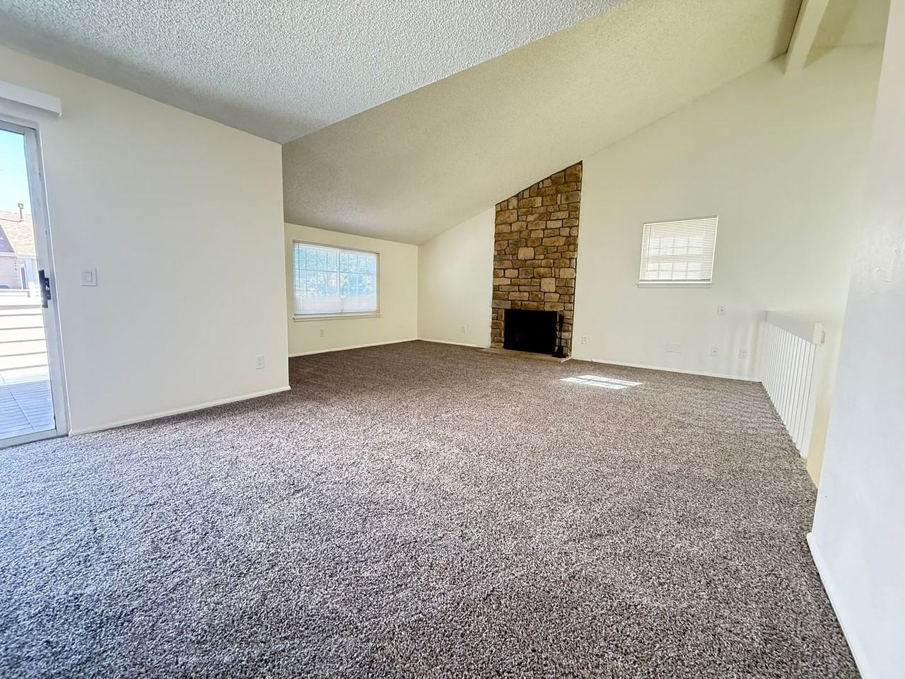 8460 Everett Way #E - Photo 5 of 23