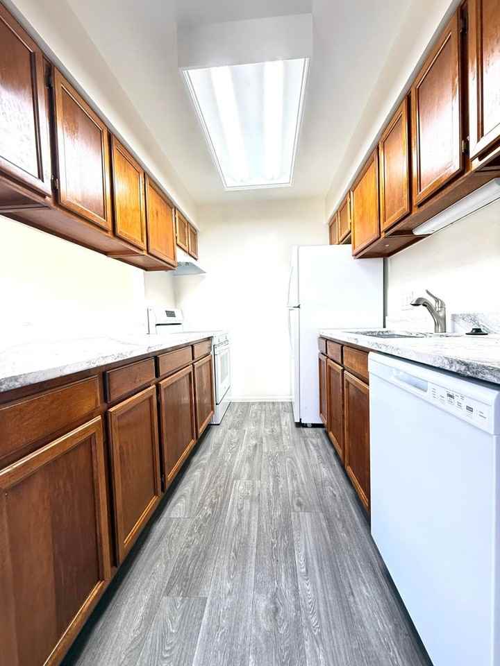 8460 Everett Way #E - Photo 7 of 23