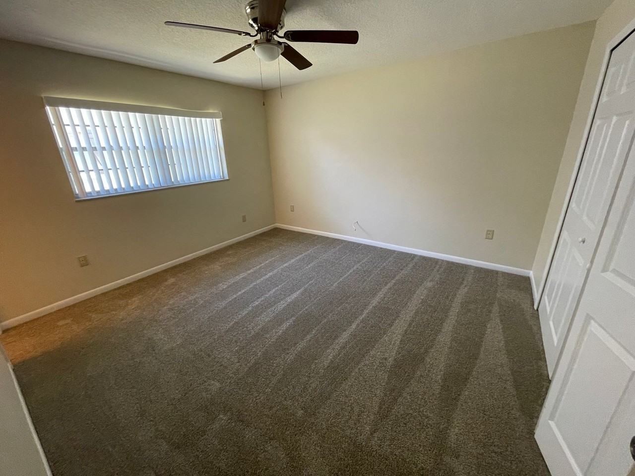 661 La Salle Dr - Photo 5 of 11