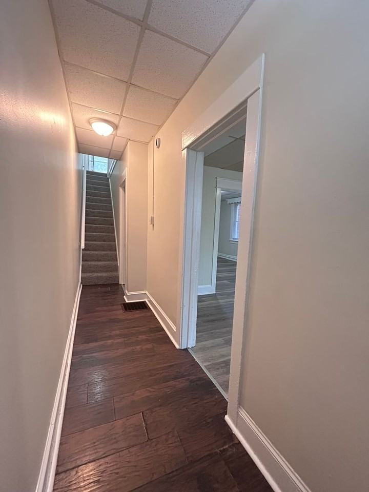 316 N Prospect St - Photo 2 of 24