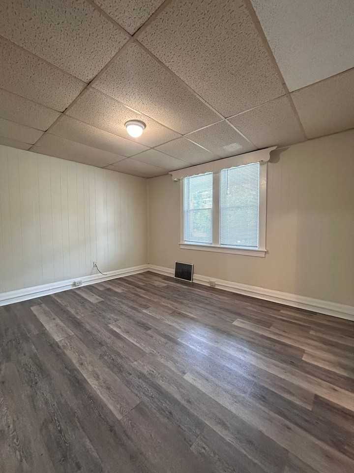 316 N Prospect St - Photo 3 of 24