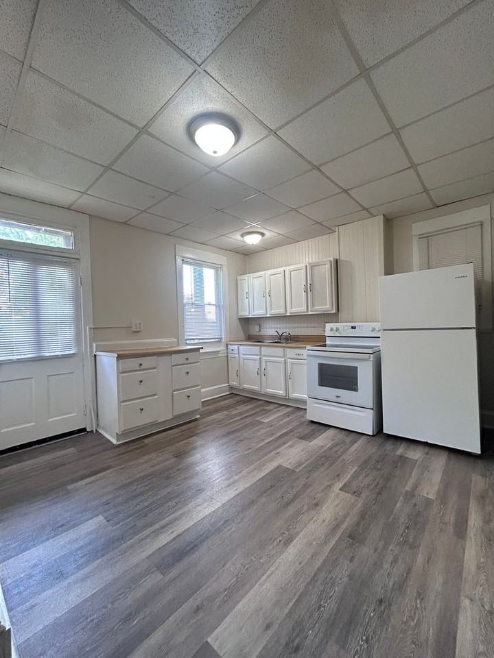 316 N Prospect St - Photo 5 of 24