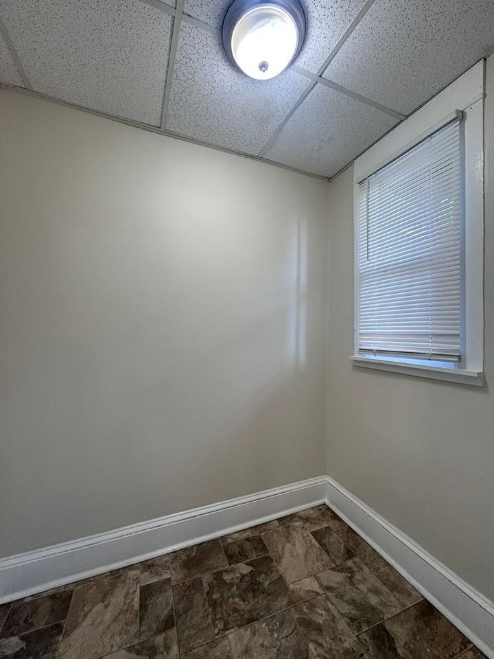 316 N Prospect St - Photo 6 of 24