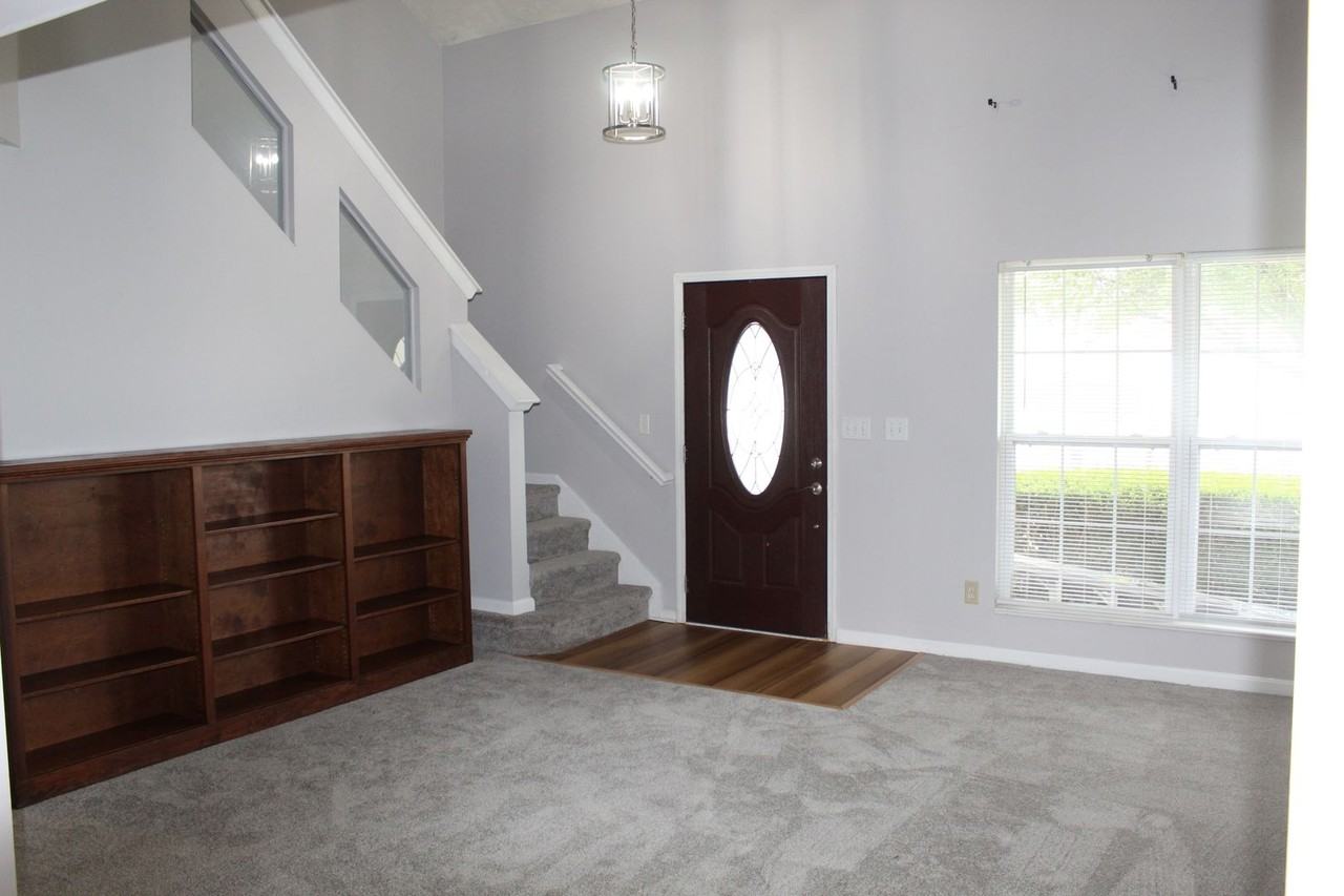 854 Seabreeze Dr - Photo 3 of 21