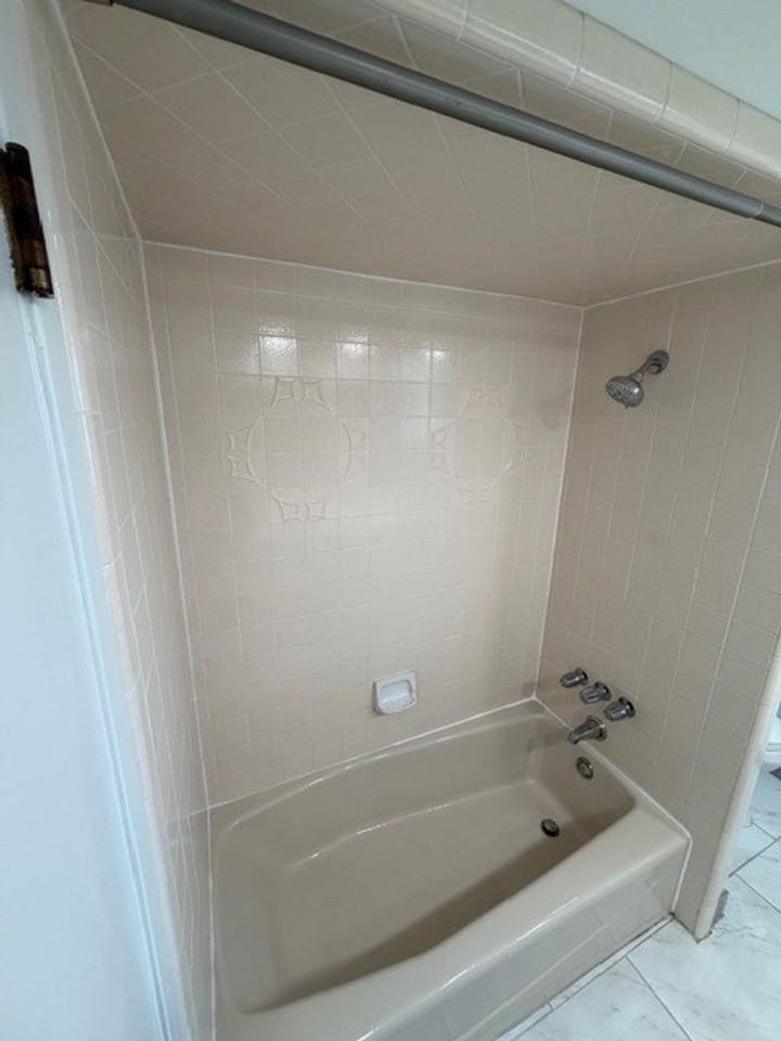 8908 Thurber Ln - Photo 5 of 23