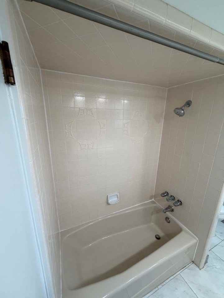 8908 Thurber Ln - Photo 6 of 23