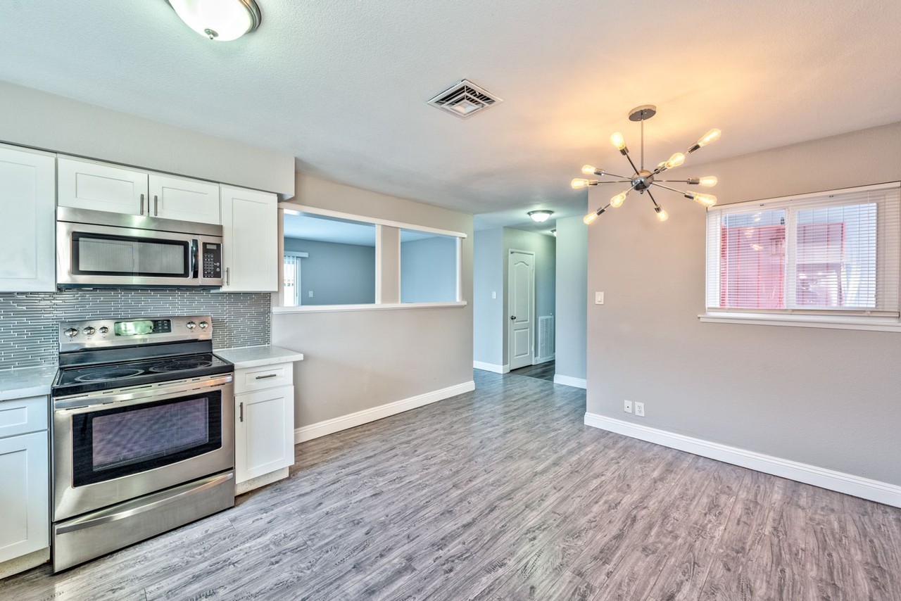4421 Hillcrest Ave - Photo 5 of 15