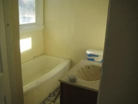 6638 Vine St - Photo 1 of 1