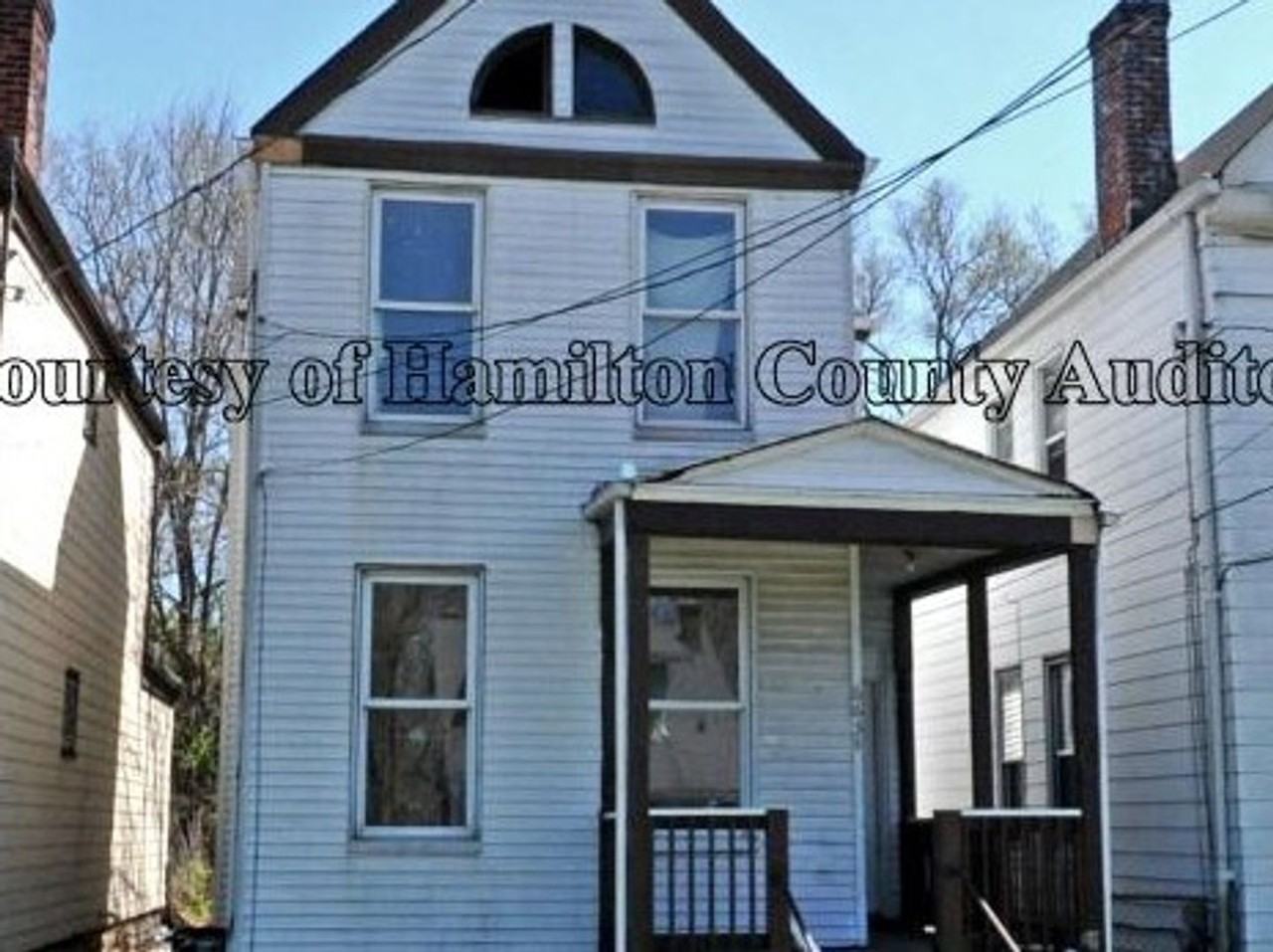 6638 Vine St - Photo 4 of 15