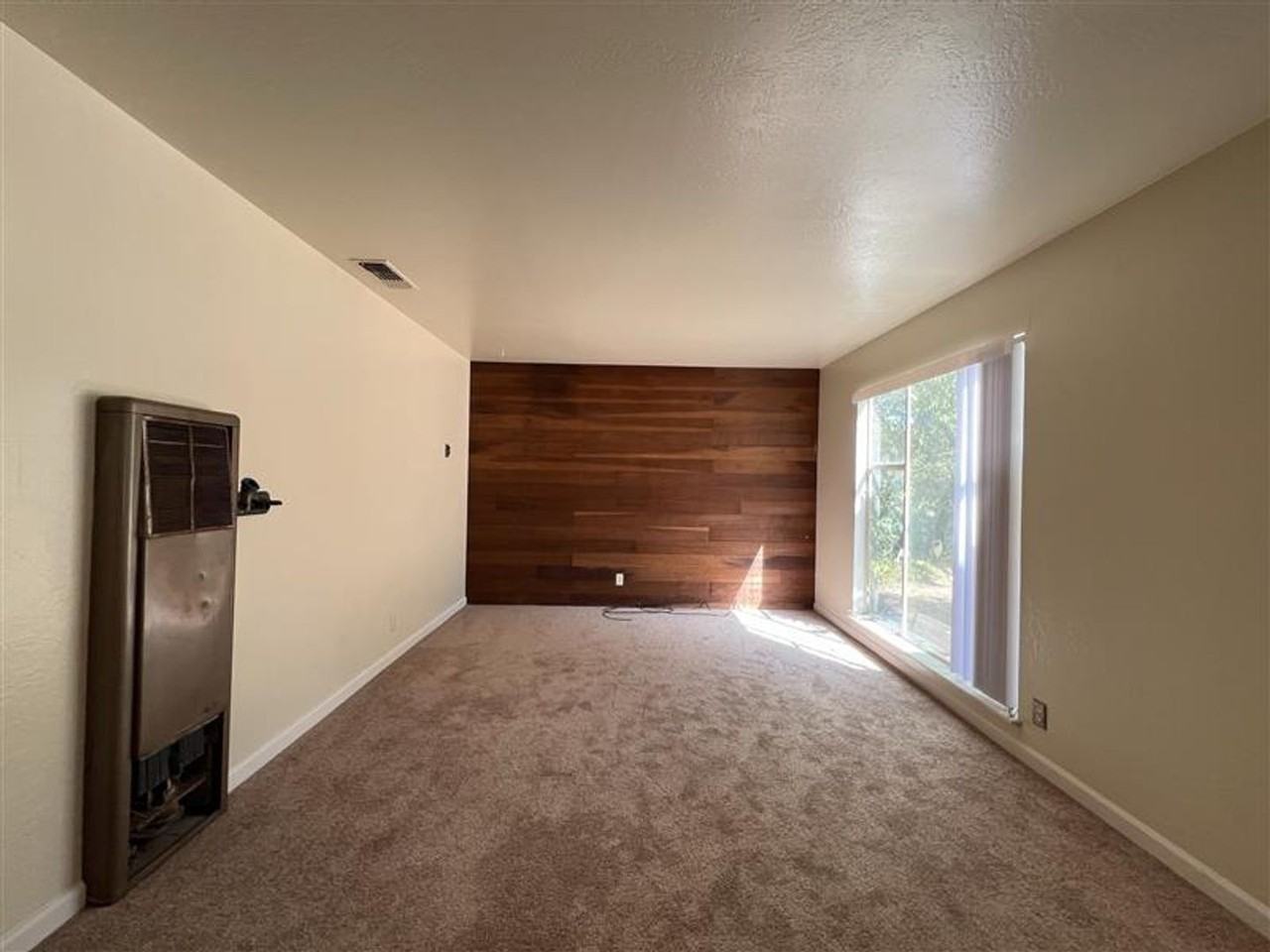 4741 San Juan Ave - Photo 4 of 10