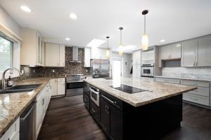featured image of 1301 Forest Ave