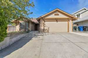 featured image of 8327 Trimmer Way
