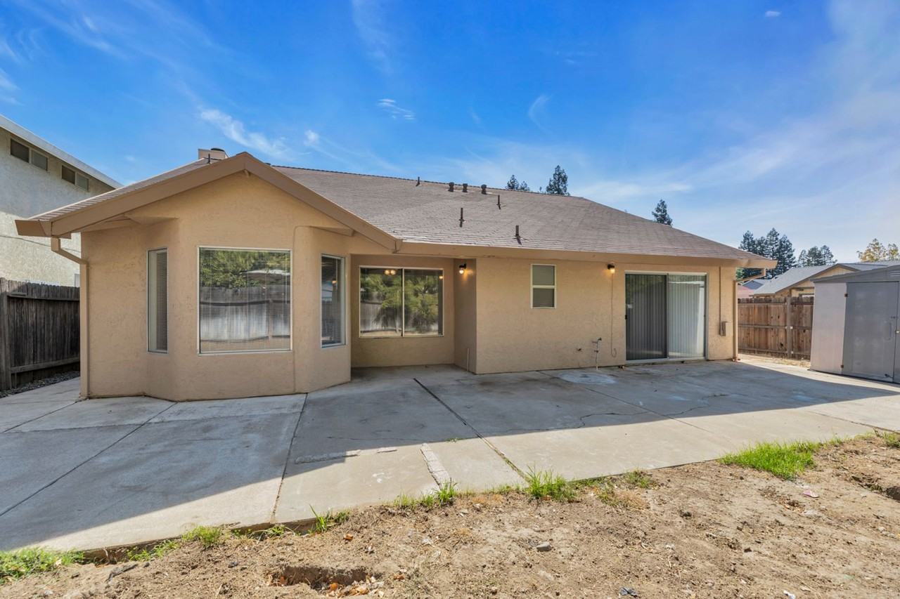 8327 Trimmer Way - Photo 3 of 38