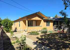 featured image of 1022 West St