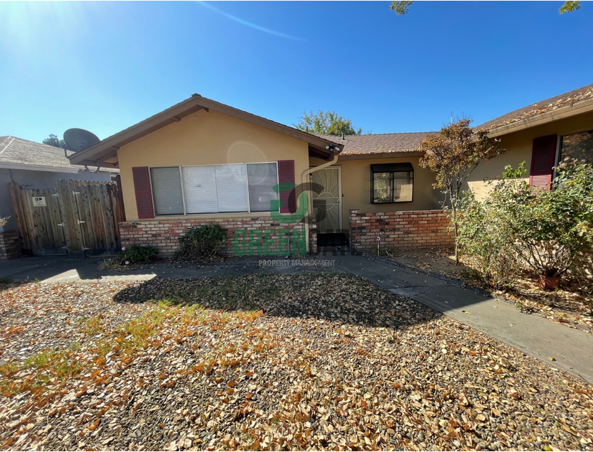 1708 Castilla Way - Photo 3 of 36