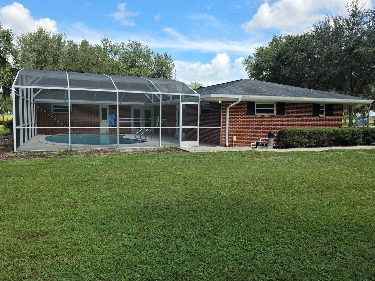 25601 Laylaine Dr - Photo 7 of 42