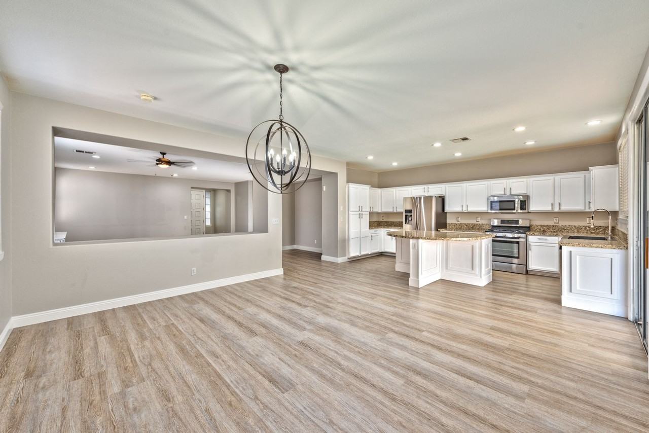 84 Milicity Rd - Photo 3 of 16
