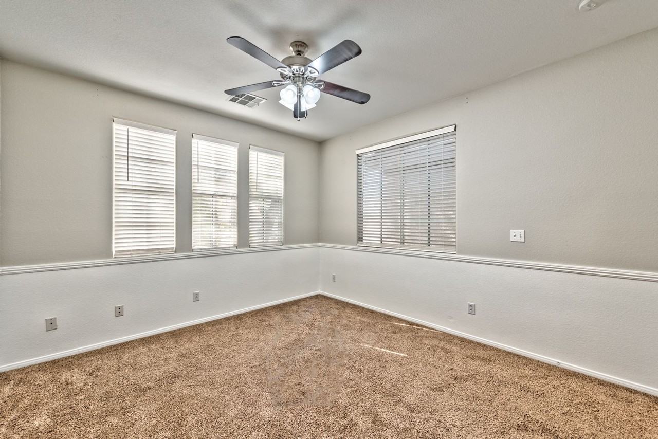 84 Milicity Rd - Photo 7 of 16