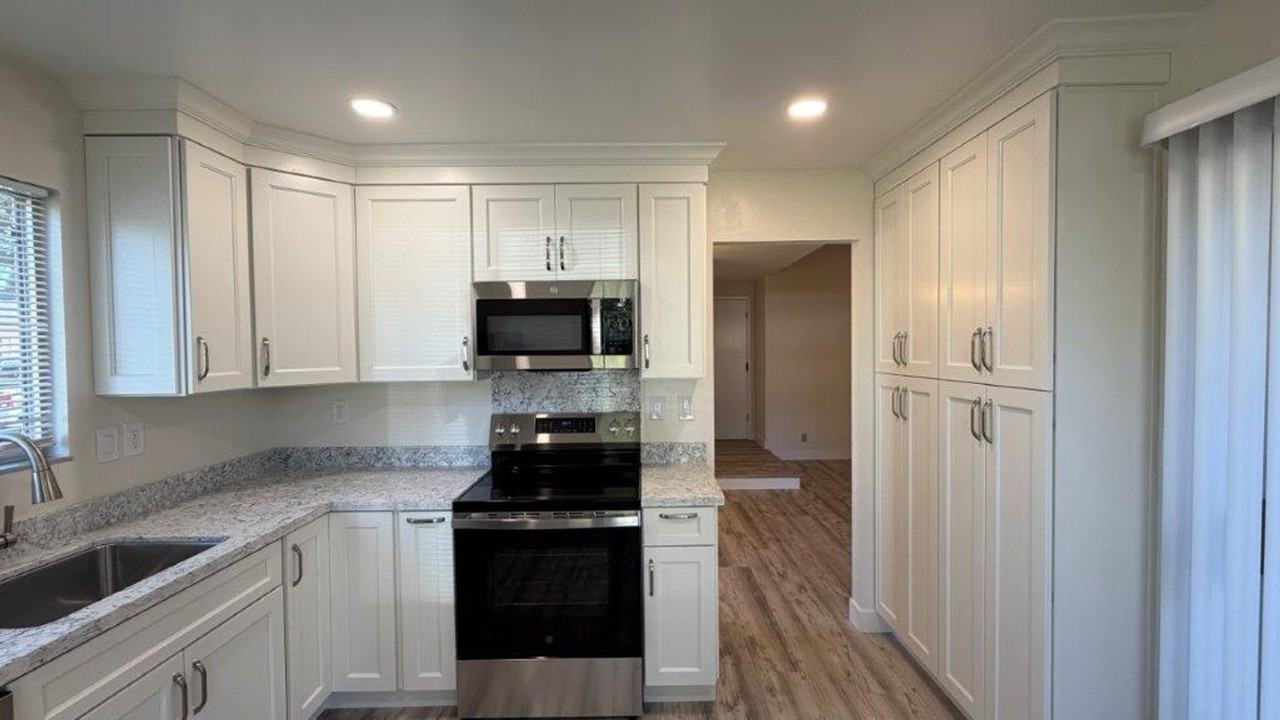 554 Mt Dell Dr - Photo 7 of 27