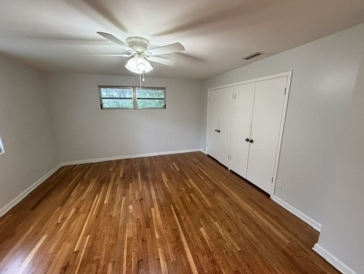 1105 Timber Ln - Photo 4 of 19
