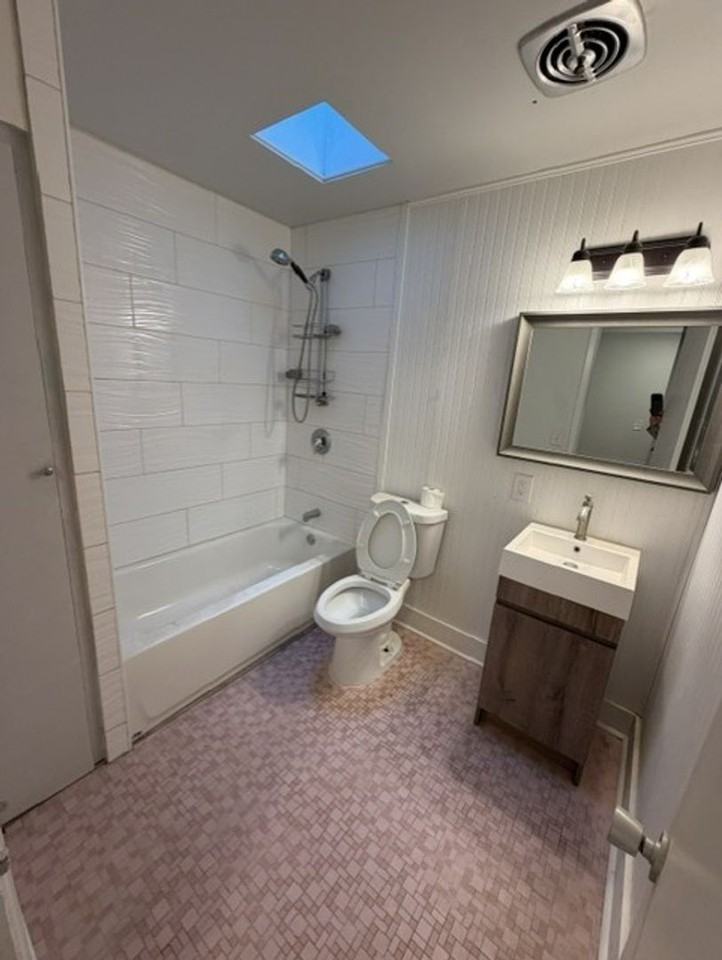 1105 Timber Ln - Photo 7 of 19