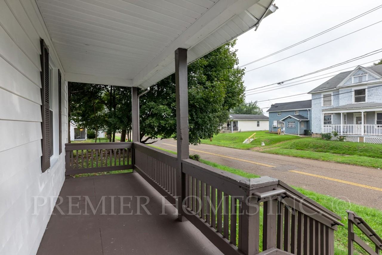 1022 5th St Sw - Photo 3 of 25