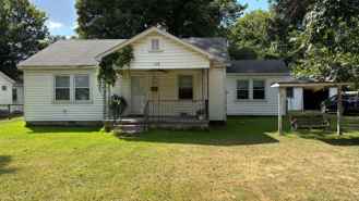 105 Middle St - Photo 1 of 1