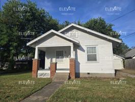 featured image of 117 N Spring St