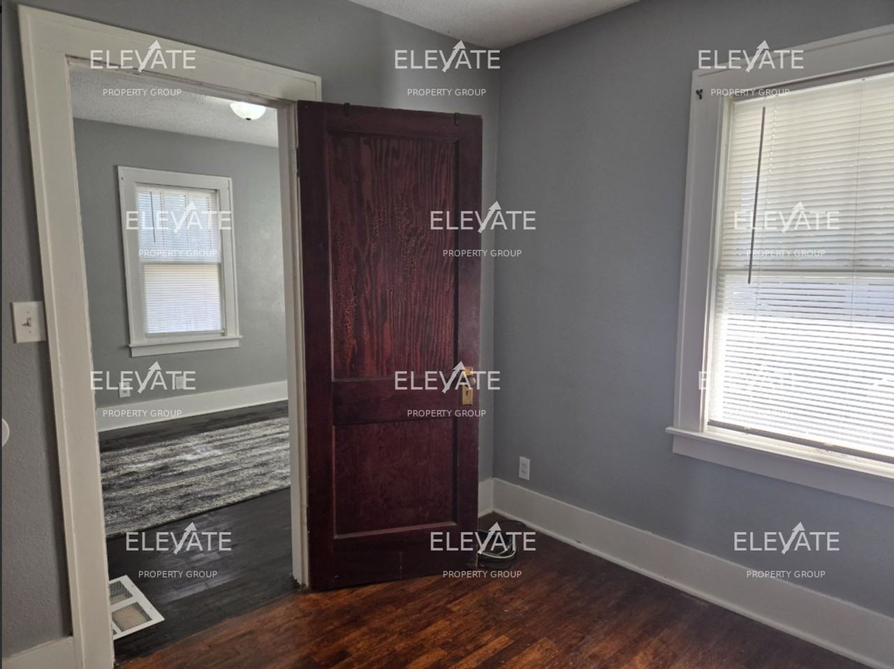 117 N Spring St - Photo 7 of 12