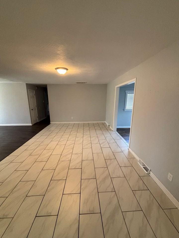 7033 W Farm Road 106 - Photo 5 of 18