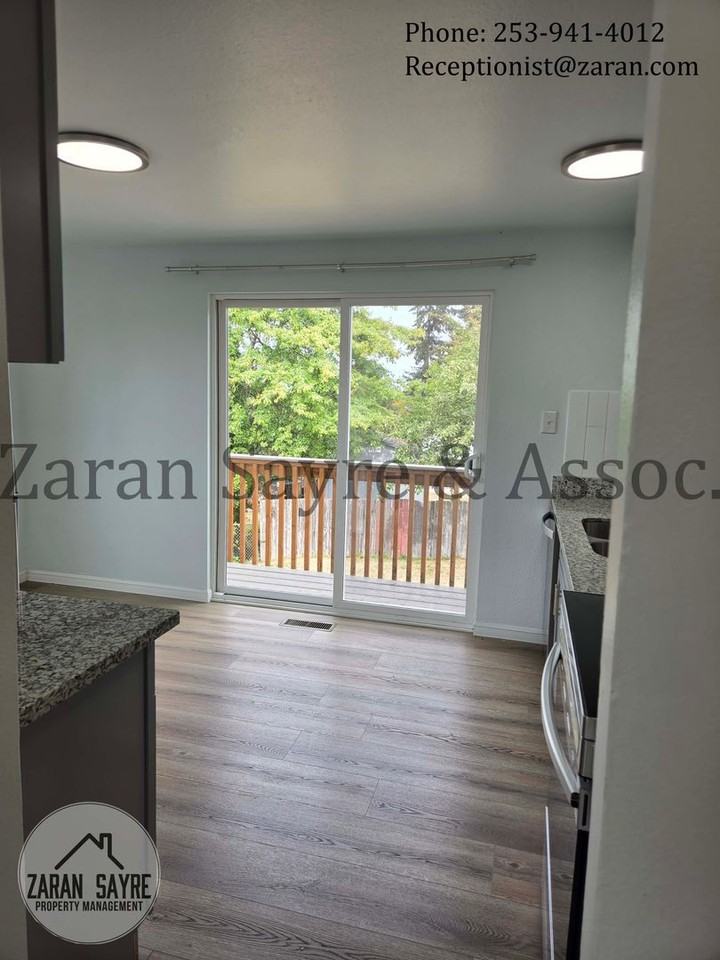 2018 S 281st St - Photo 5 of 26