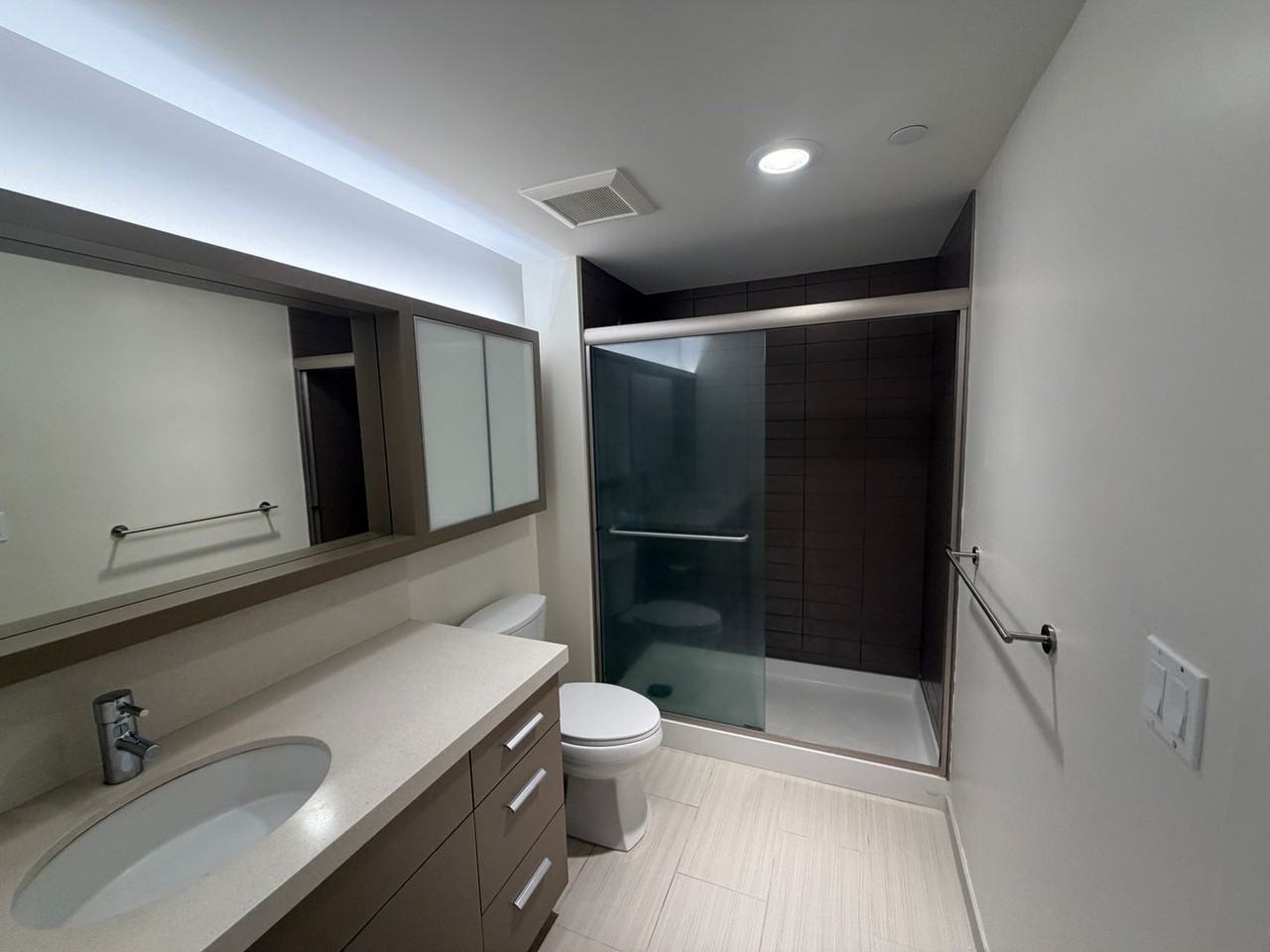 600 Ala Moana Blvd - Photo 7 of 17