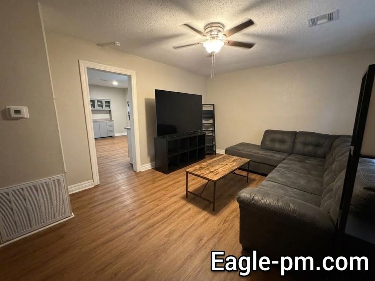 1125 H St Nw - Photo 2 of 7