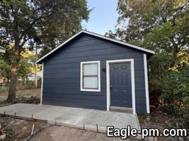 featured image of 712 Coyne St
