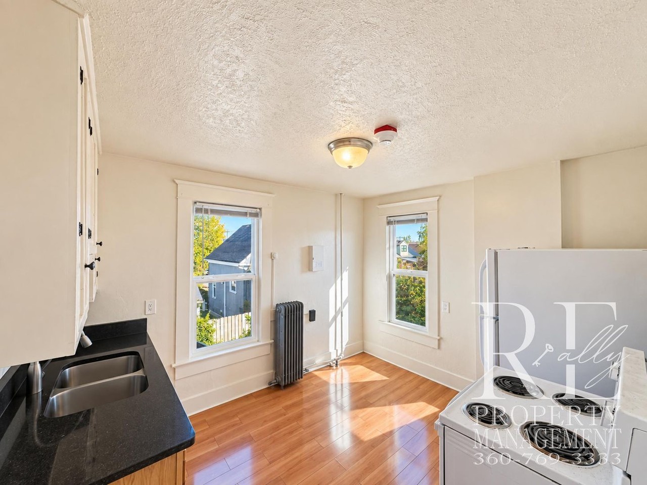 902 Pleasant Ave #2 - Photo 2 of 15